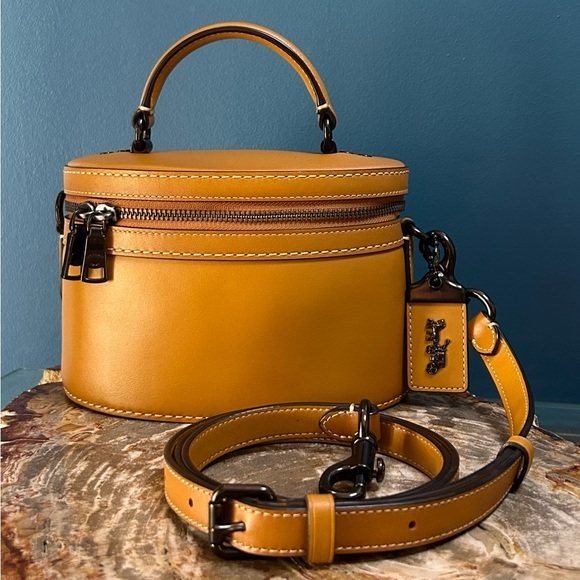 Coach Handbags - Coach Originals Trail Bag 78806 EUC